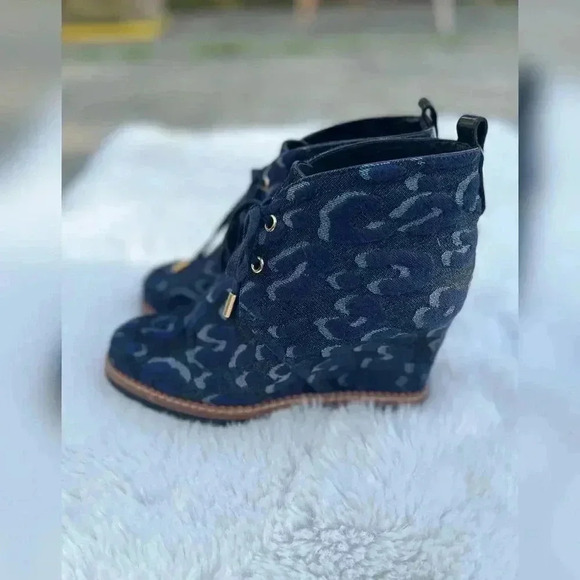 Louis Vuitton Denim Chambray Ankle Wedge Boots - Picture 2 of 9